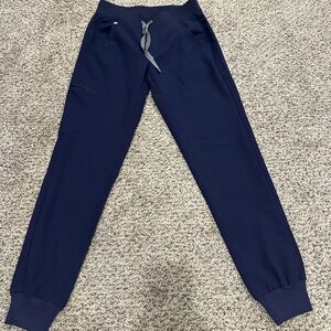 FIGS Women’s Navy Zamora Jogger scrub pants